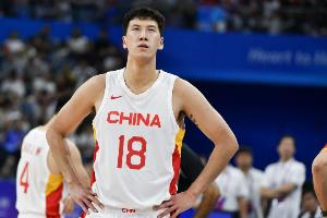 直播平台-媒体人：有了王俊杰 以后杜润旺这种功能性球员恐很难再进国家队